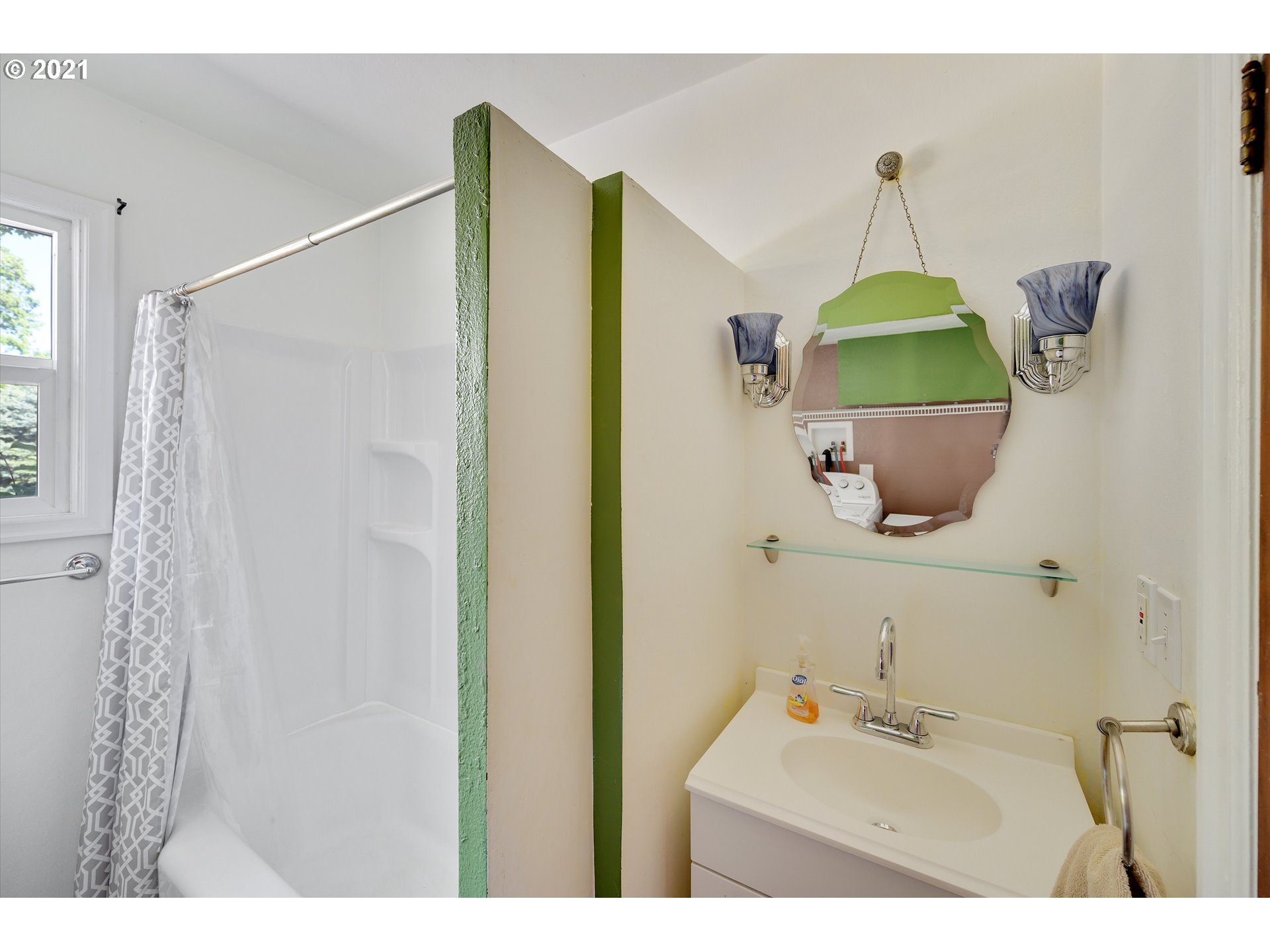 1019 South South End Road Oregon City, OR 97045 - Photo 20 of 28 Gallery Image 20