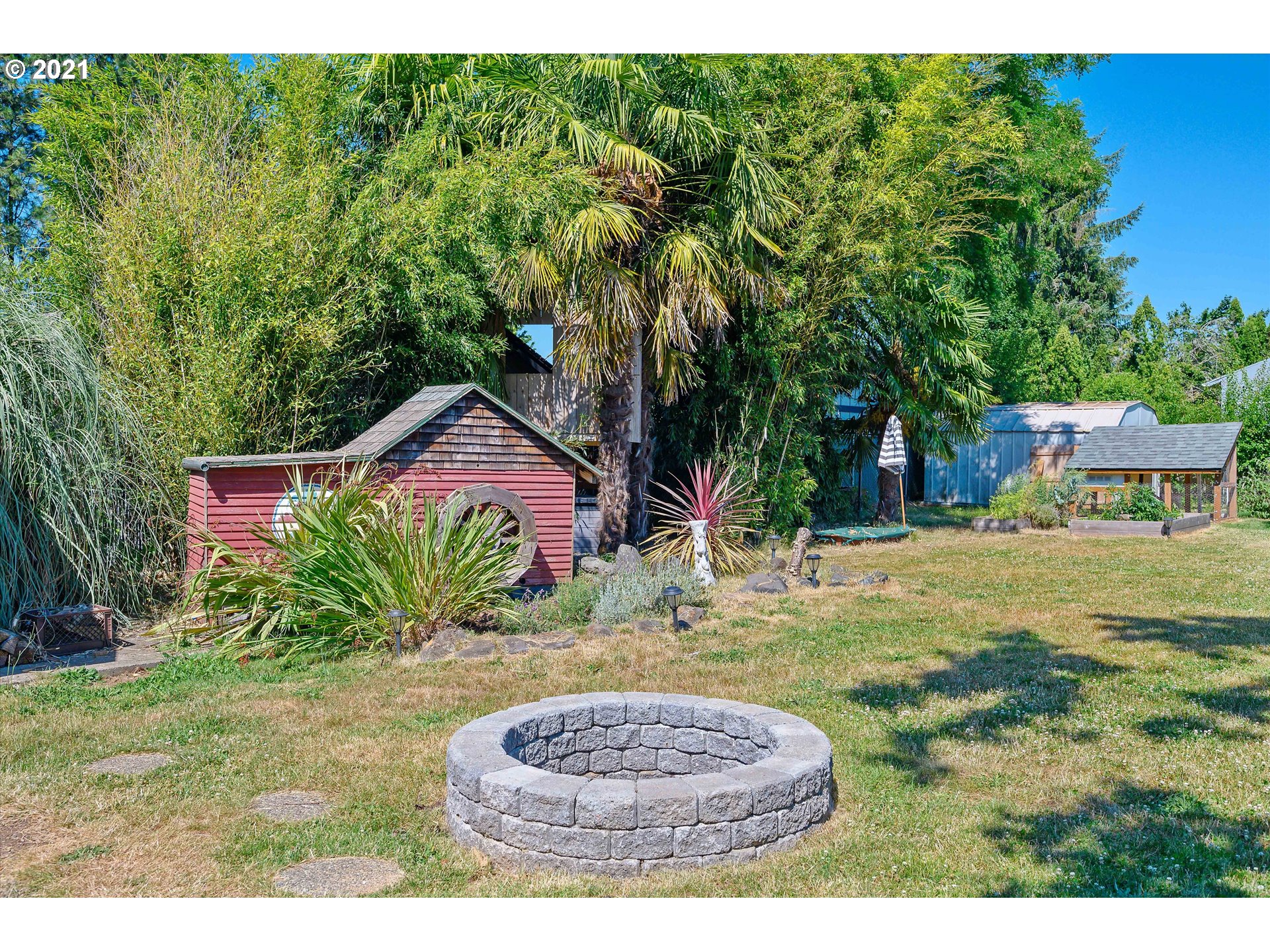 1019 South South End Road Oregon City, OR 97045 - Photo 27 of 28 Gallery Image 27