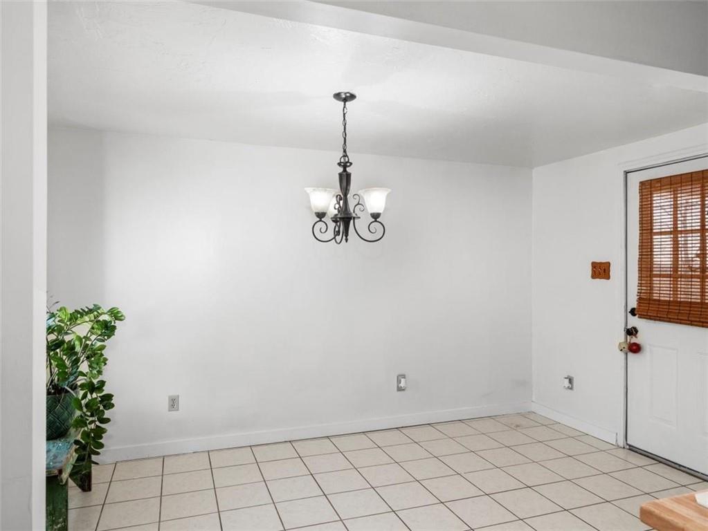 29 Profio Road McDonald, PA 15057 - Photo 10 of 44 a very nice looking room with a window