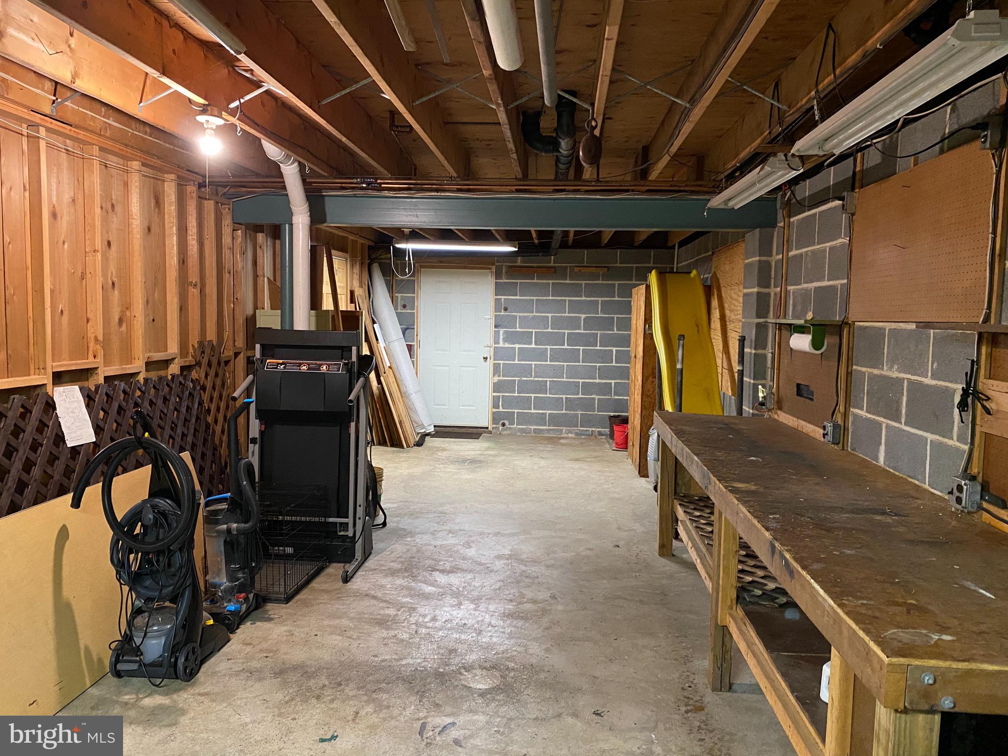 2579 Hill Road Green Lane, PA 18054 - Photo 22 of 27 Basement