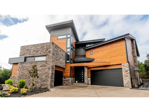 $1,475,000 | 11 Fawn Ridge Lane, Florence, OR 97439