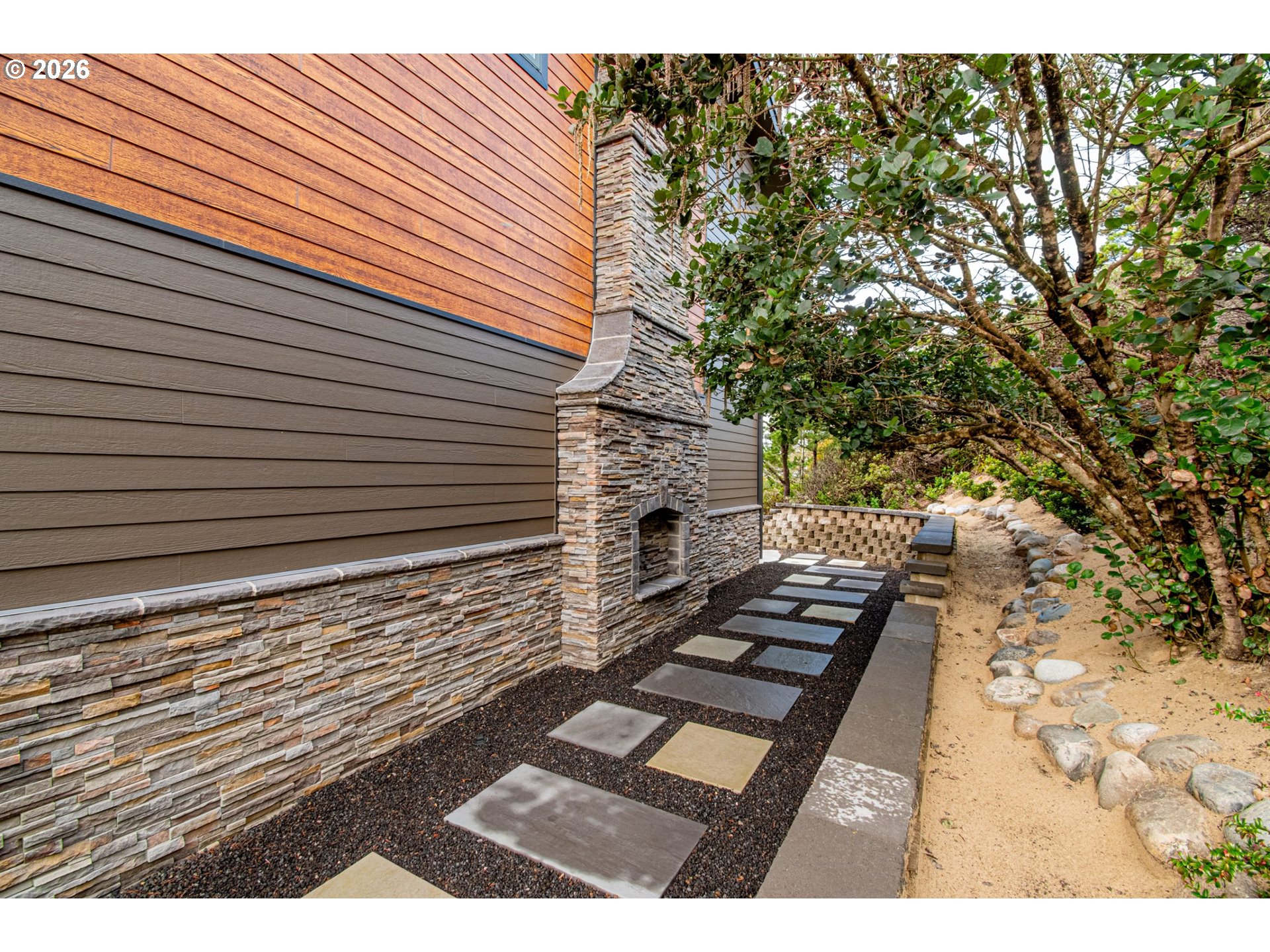 11 Fawn Ridge Lane Florence, OR 97439 - Photo 16 of 17 a view of a backyard with wooden floor