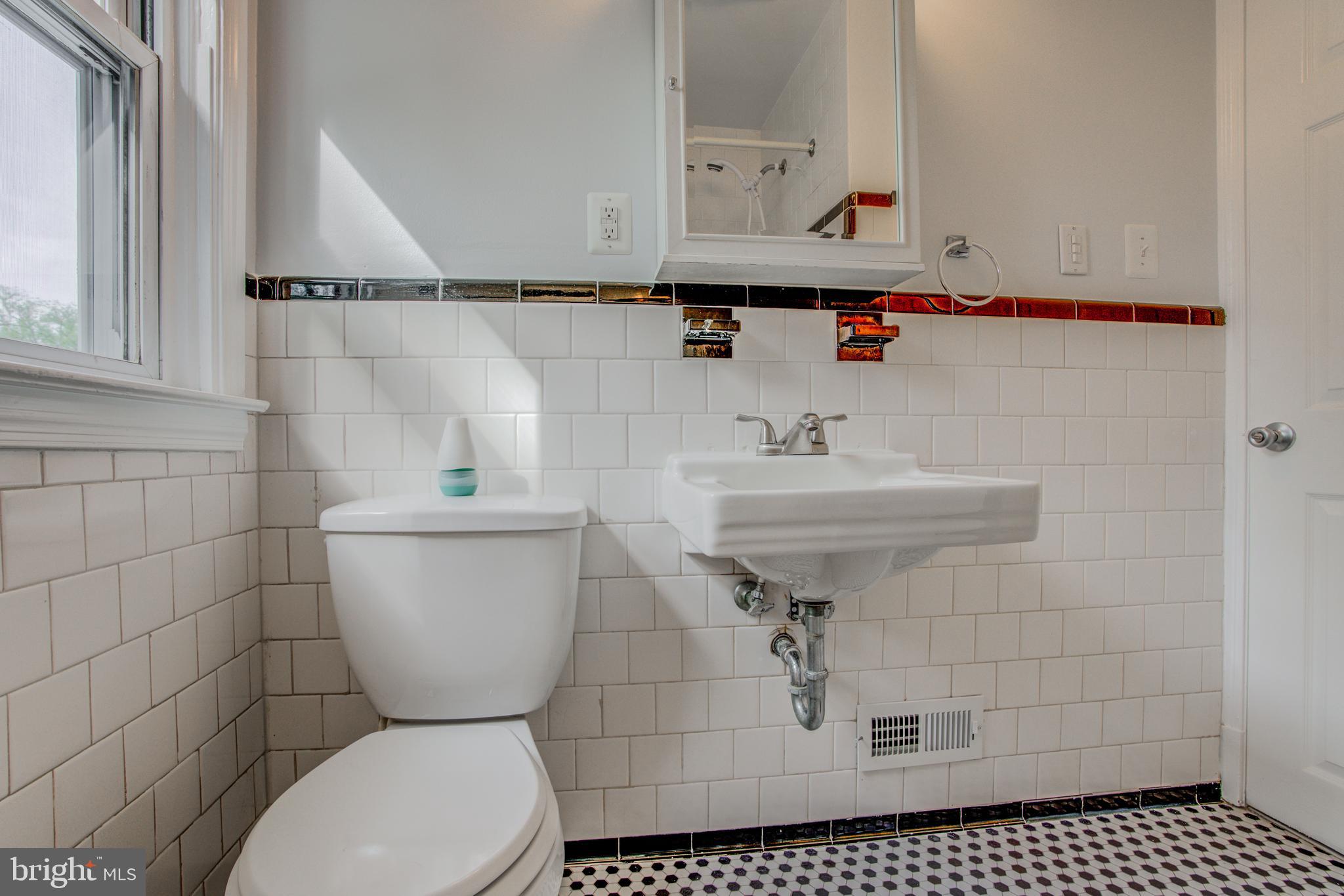 8305 Pleasant Plains Road Baltimore, MD 21286 - Photo 21 of 30