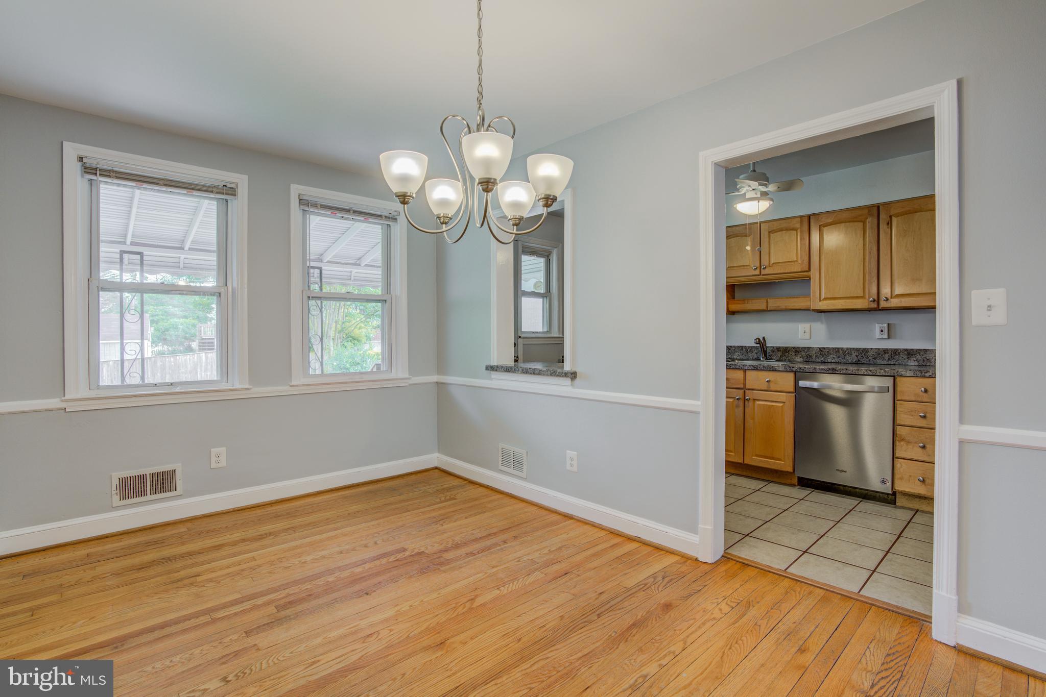 8305 Pleasant Plains Road Baltimore, MD 21286 - Photo 7 of 30