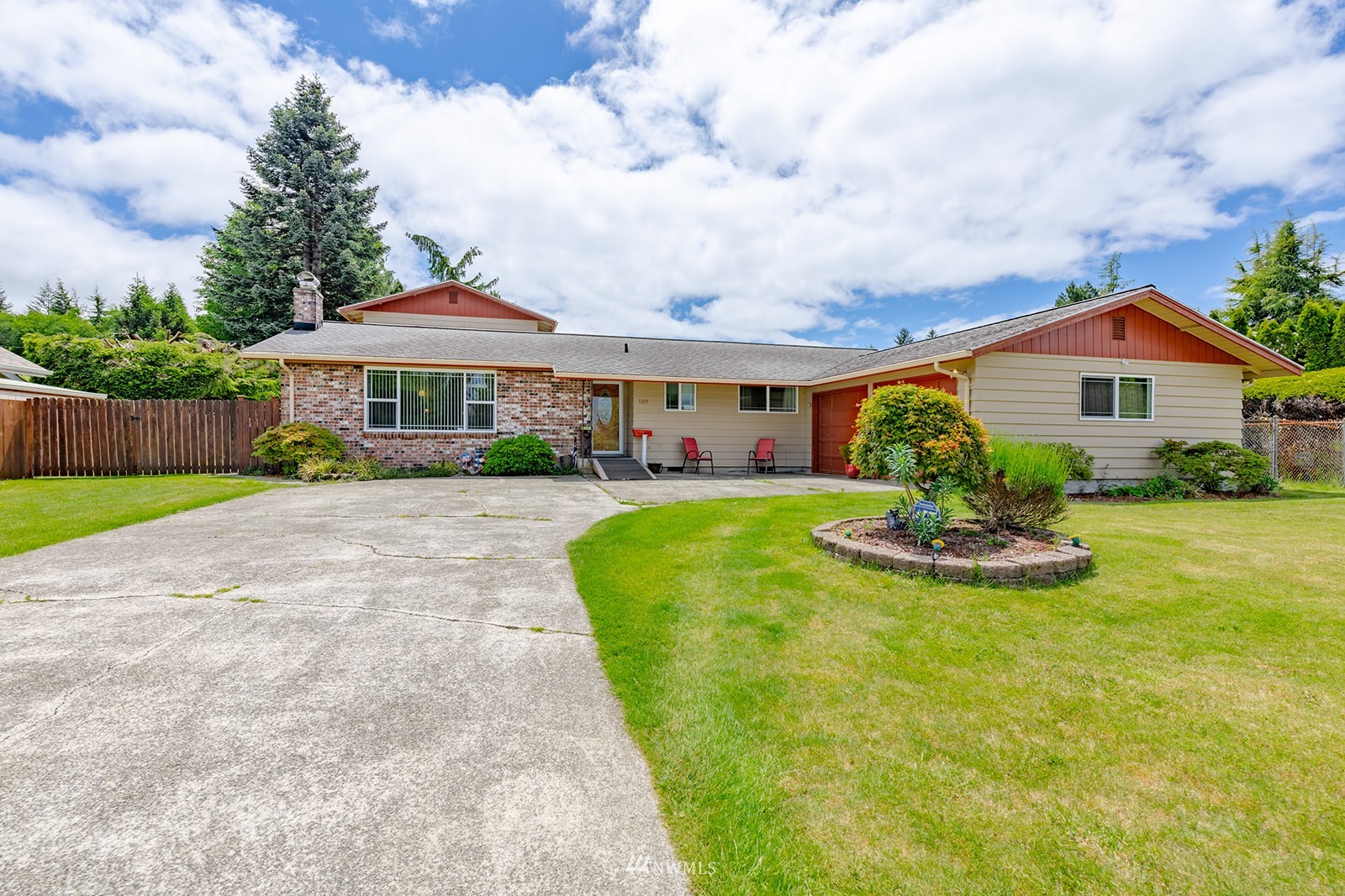 1209 Dundee Drive Cosmopolis, WA 98537 - Photo 1 of 36 a view of house with a yard
