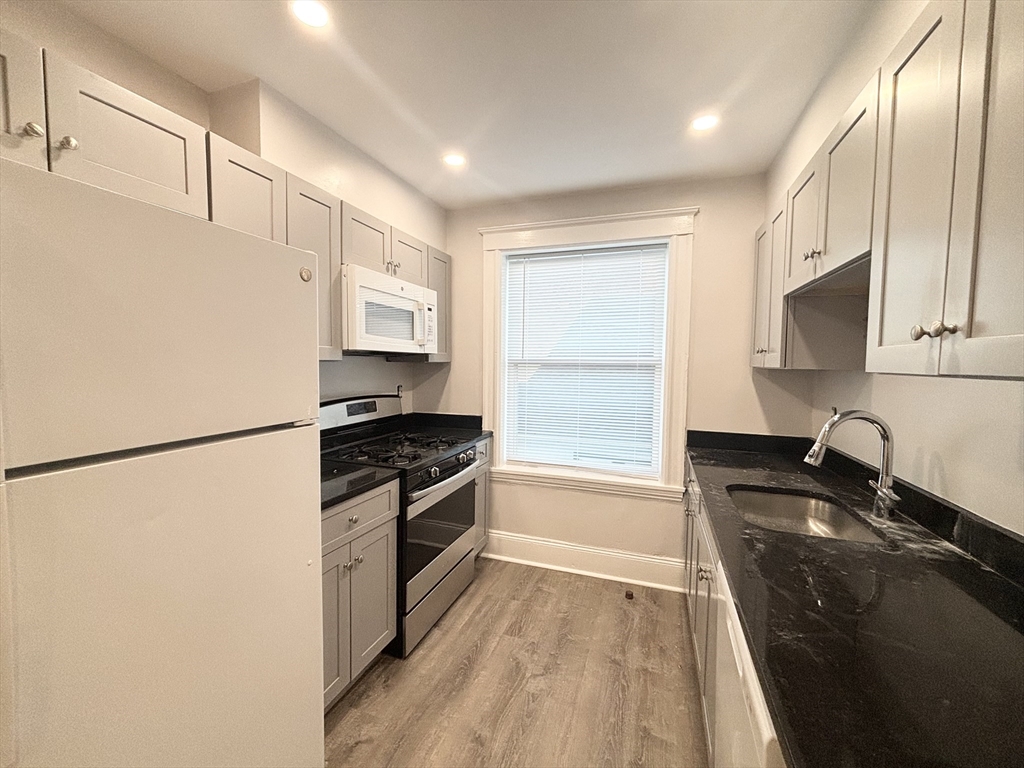 36 Spring Street, Unit 8 Malden, MA 02148 - Photo 3 of 18