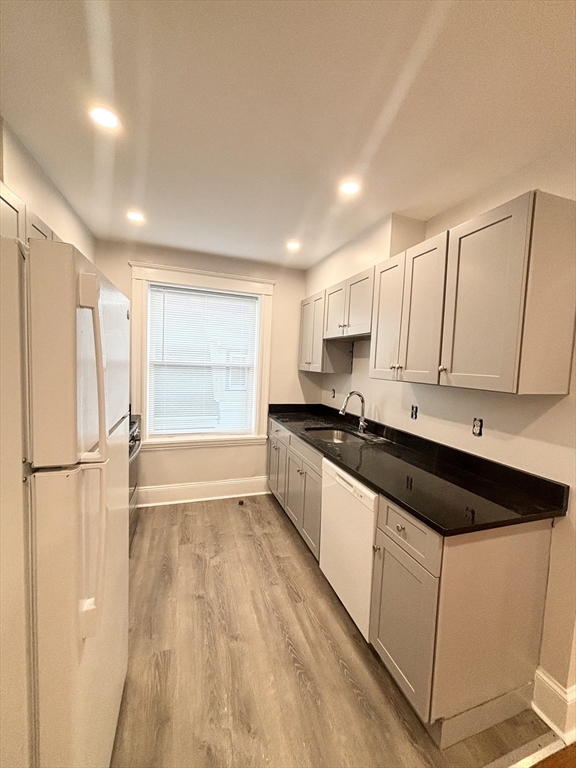 36 Spring Street, Unit 8 Malden, MA 02148 - Photo 4 of 18