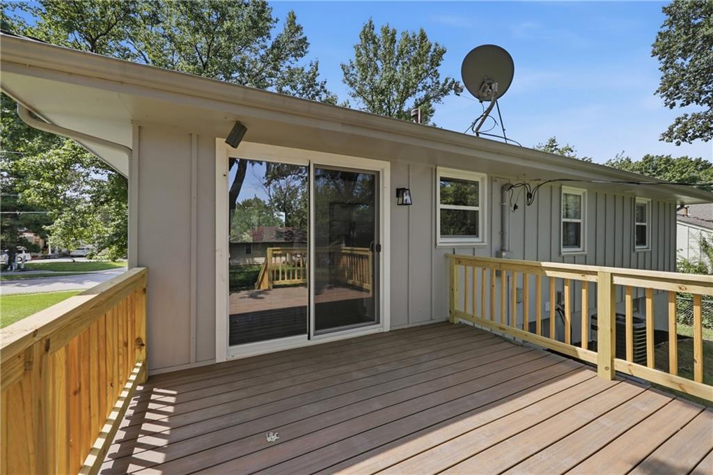 504 Southwest Persels Road Lee's Summit, MO 64081 - Photo 23 of 26 Gallery Image 23