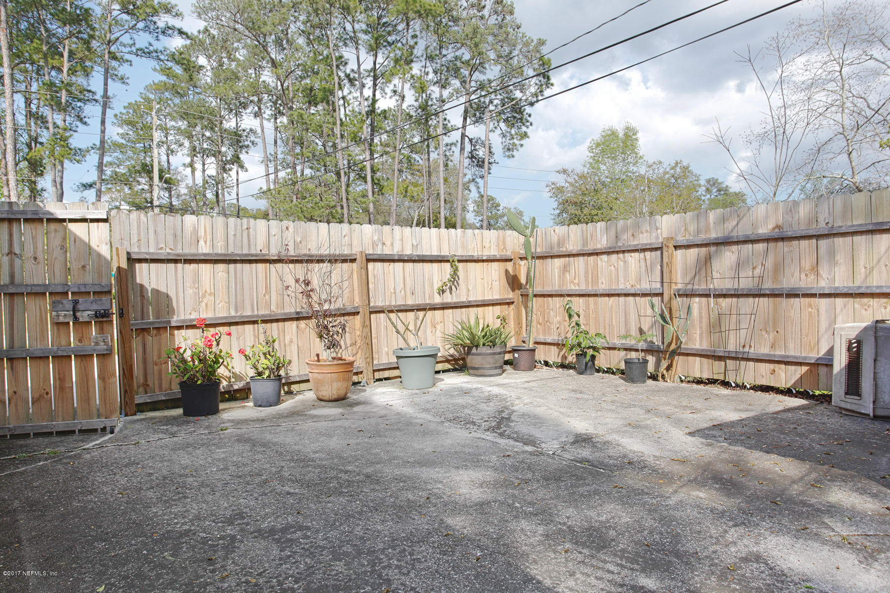 4956 Spring Glen Road Jacksonville, FL 32207 - Photo 20 of 23 a view of outdoor space with a street