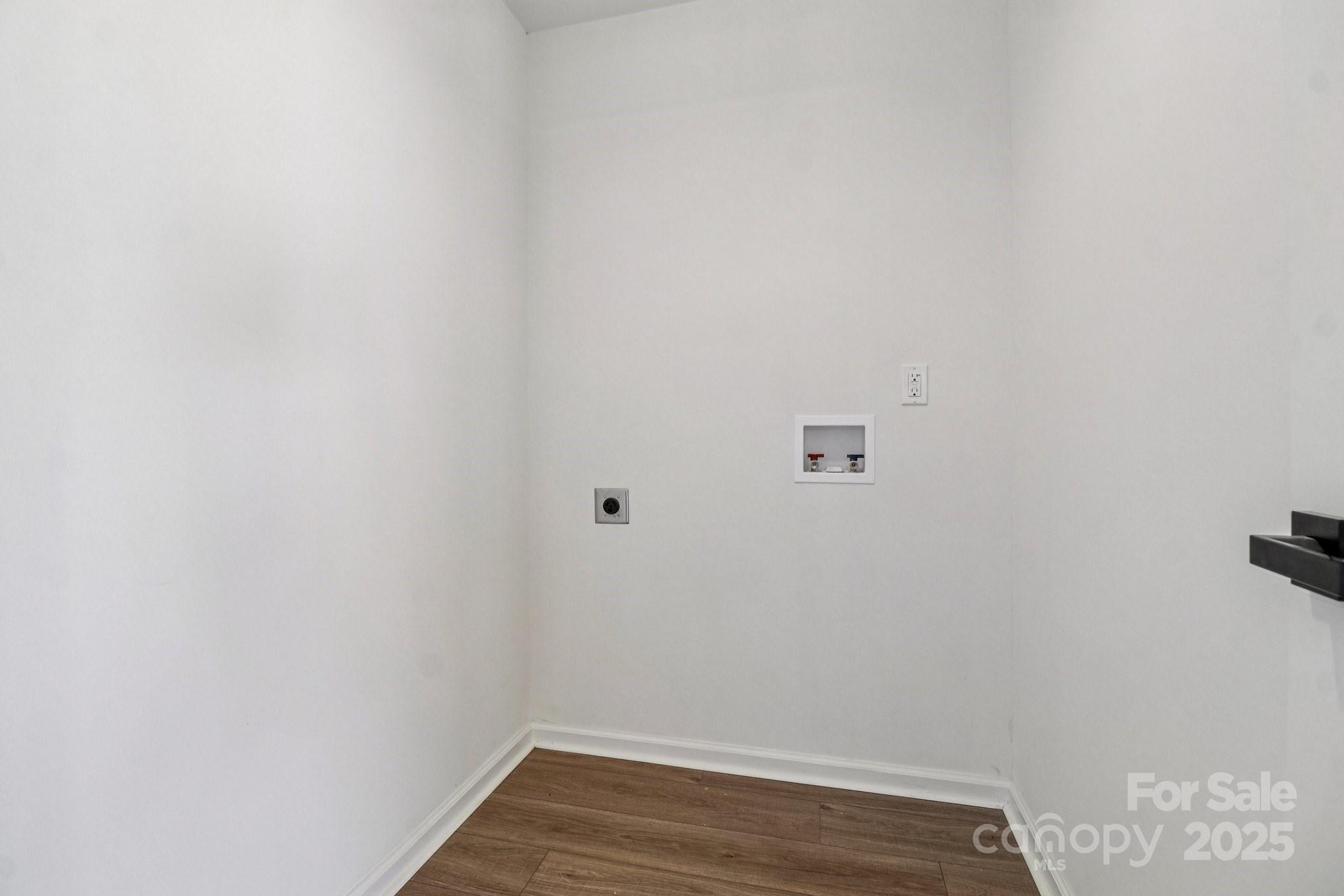 4409 Pleasant Road Lancaster, SC 29720 - Photo 25 of 34 a view of small space with empty racks