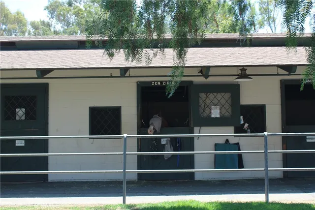 a house view with a outdoor space