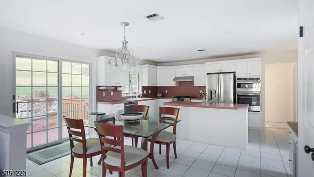 $1,195,000 | 7 Sycamore Way, Warren, NJ 07059