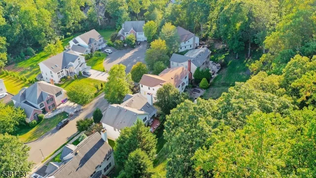 $1,195,000 | 7 Sycamore Way, Warren, NJ 07059