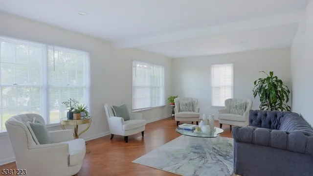 $1,195,000 | 7 Sycamore Way, Warren, NJ 07059