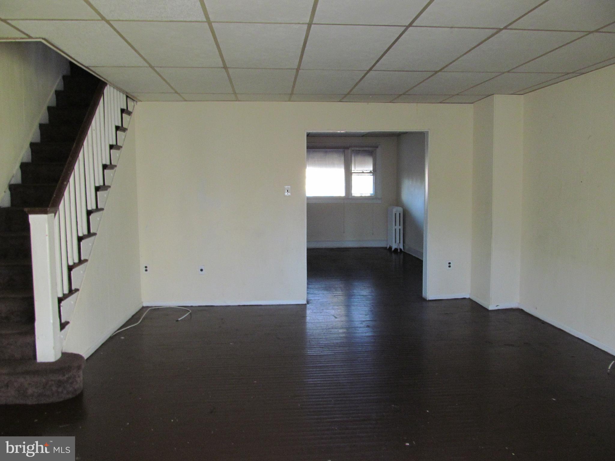 908 Marshall Road Sharon Hill, PA 19079 - Photo 2 of 15 Living Room