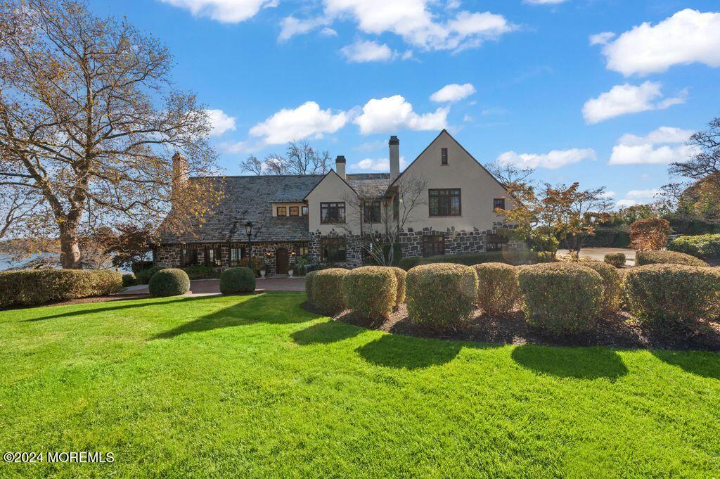 2 Browns Dock Road Rumson, NJ 07760 - Photo 4 of 74 Stone & Stucco Home