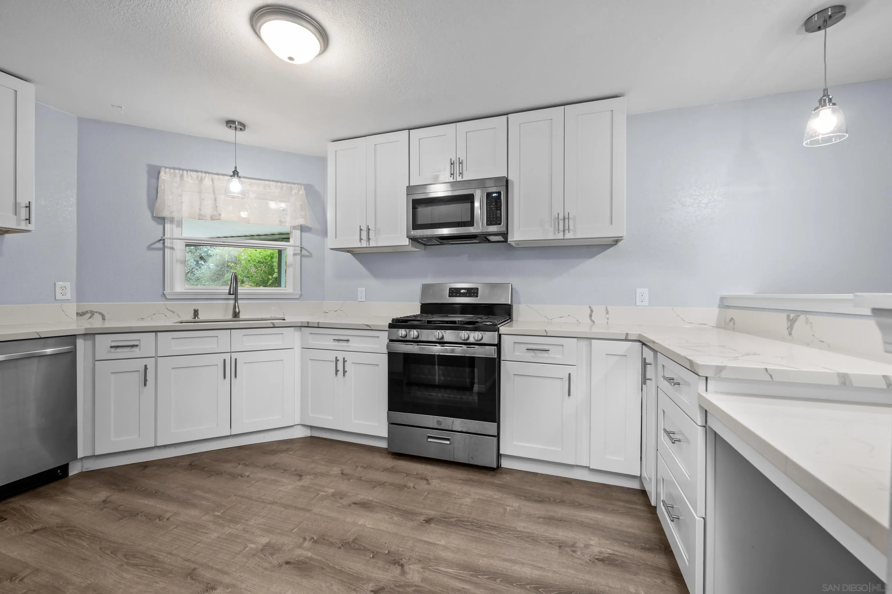 18218 Paradise Mountain Road, Unit 199 Valley Center, CA 92082 - Photo 16 of 41