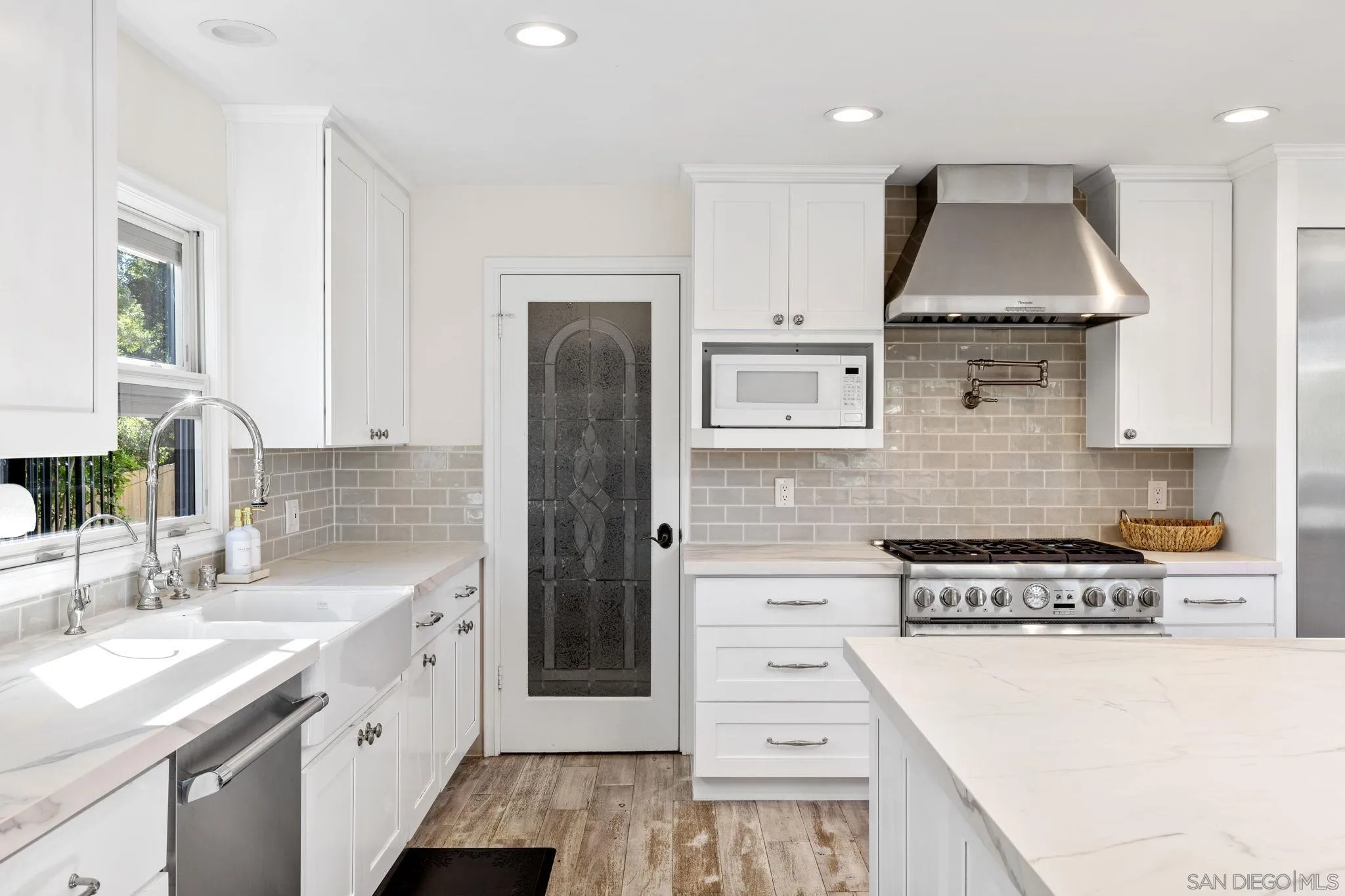 2550 Teten Way Encinitas, CA 92024 - Photo 11 of 23