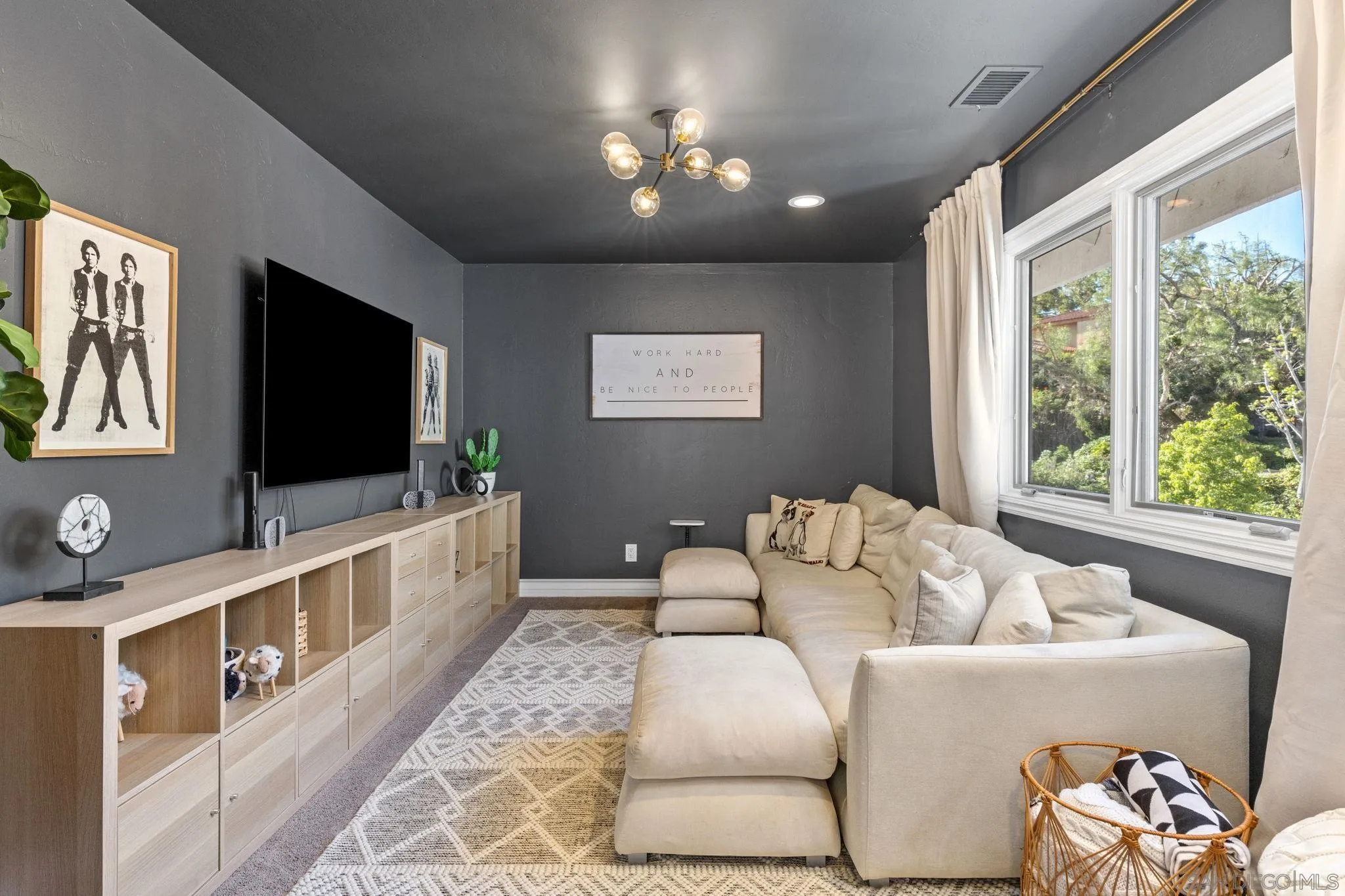 2550 Teten Way Encinitas, CA 92024 - Photo 13 of 23