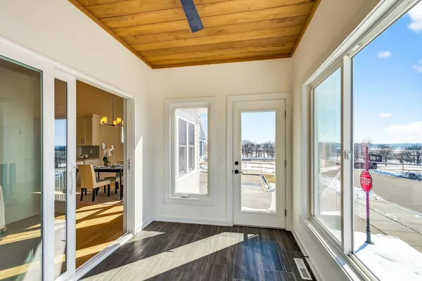 $607,000 | 1148 Irene Court, Waunakee, WI 53597