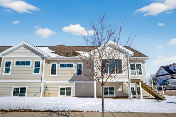 $607,000 | 1148 Irene Court, Waunakee, WI 53597