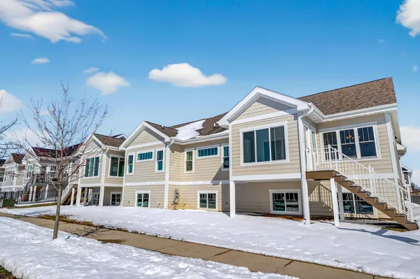 $607,000 | 1148 Irene Court, Waunakee, WI 53597