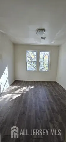 a view of empty room with window