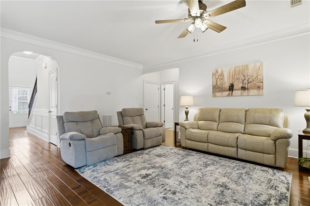 515 Sunset Street Canton, GA 30114 - Photo 9 of 64 a living room with furniture and a couch