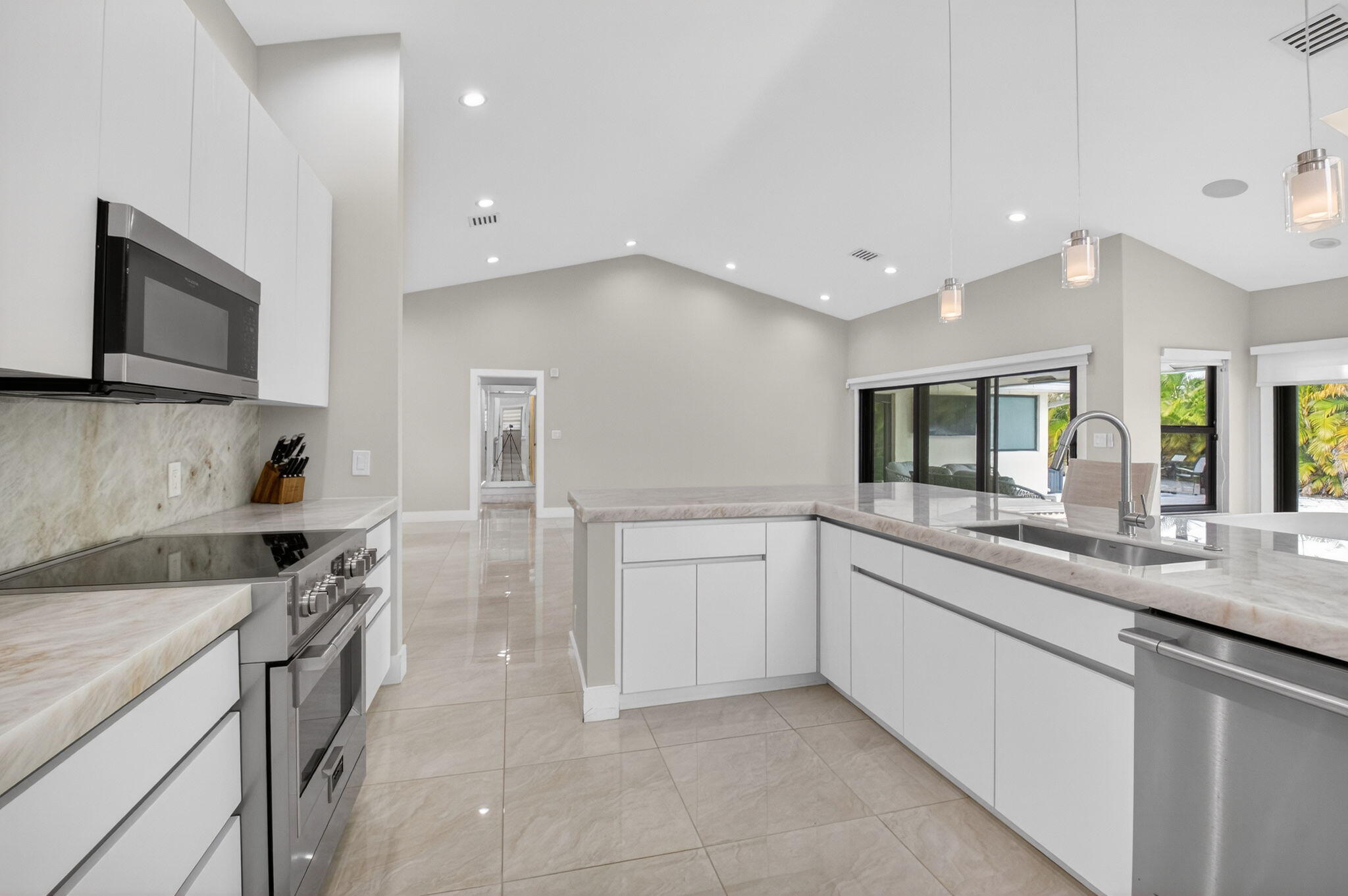 2871 Northwest 49th Street Boca Raton, FL 33434 - Photo 16 of 59 22-web-or-mls-DSC_2188