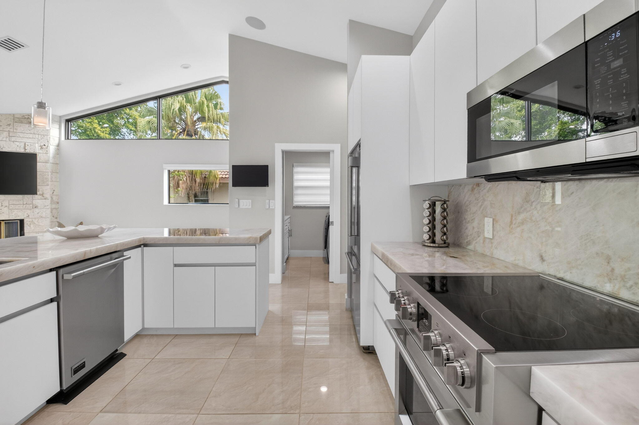 2871 Northwest 49th Street Boca Raton, FL 33434 - Photo 17 of 59 23-web-or-mls-DSC_2193