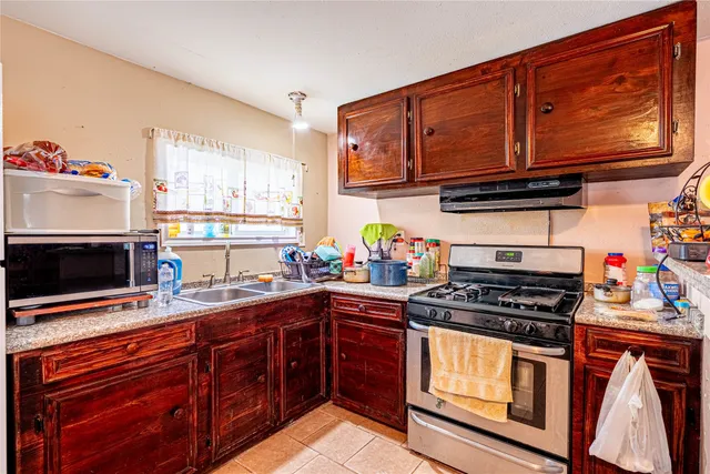 $200,000 | 4410 Shelton Road, Houston, TX 77093