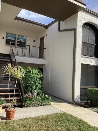 $1,300 | 7701 Starkey Road, Unit 704, Seminole, FL 33777