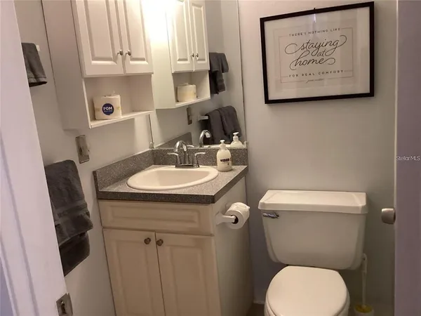 $1,300 | 7701 Starkey Road, Unit 704, Seminole, FL 33777