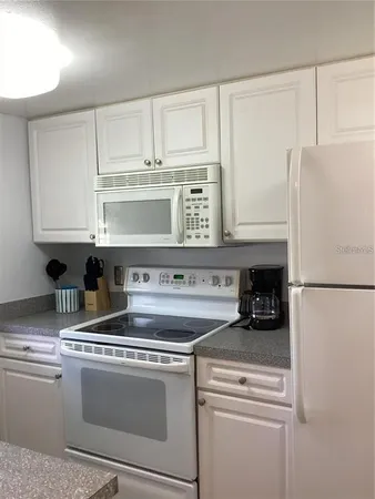 $1,300 | 7701 Starkey Road, Unit 704, Seminole, FL 33777