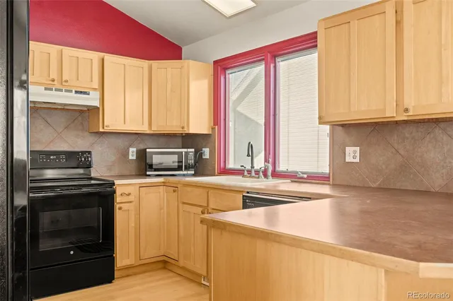 $525,000 | 10462 West 82nd Avenue, Arvada, CO 80005