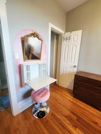 $2,100 | 1714 West Leland Avenue, Unit 3B, Chicago, IL 60640