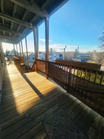 $2,100 | 1714 West Leland Avenue, Unit 3B, Chicago, IL 60640