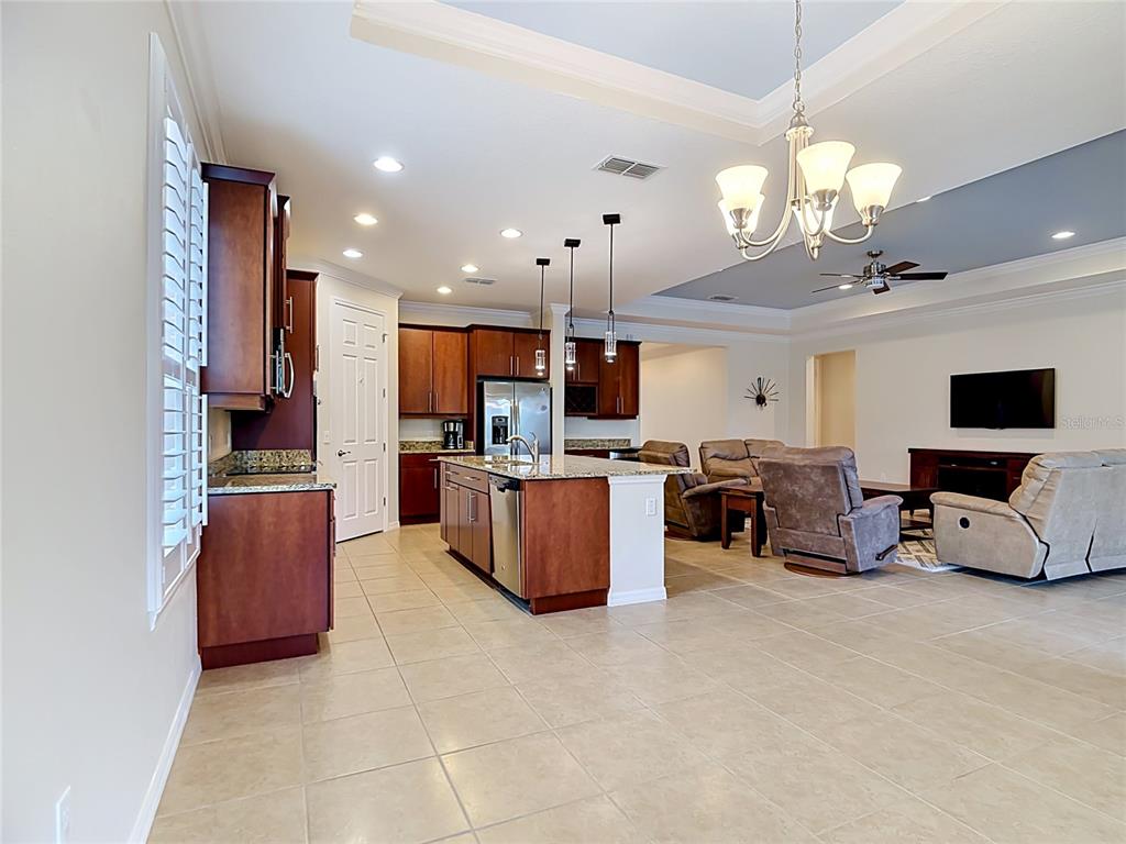 686 Irvine Ranch Road Poinciana, FL 34759 - Photo 13 of 49 Gallery Image 13