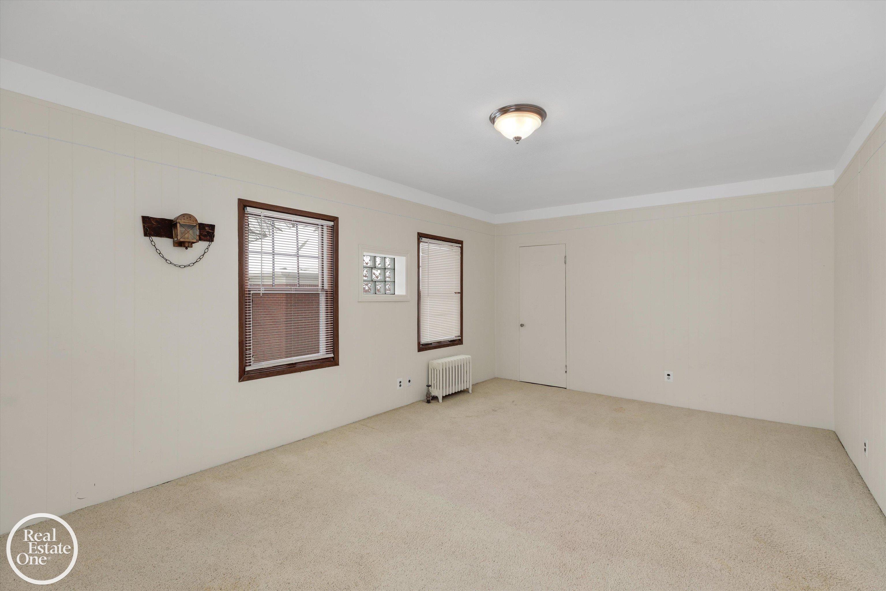 943 Harcourt Road Grosse Pointe, MI 48230 - Photo 25 of 45