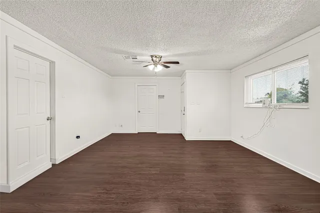 $225,000 | 2126 Hillshire Drive, Deer Park, TX 77536