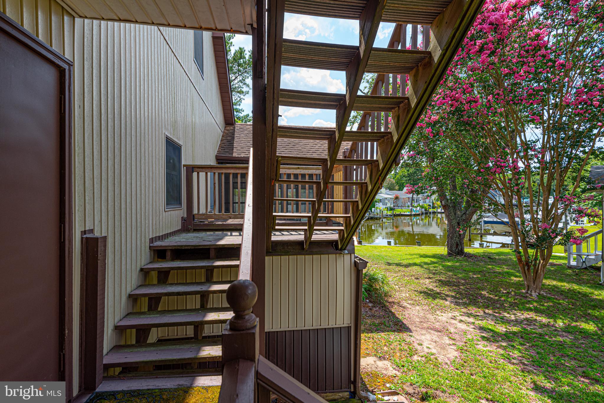 2 Windjammer Road Ocean Pines, MD 21811 - Photo 80 of 85 stairs to upper deck and loft
