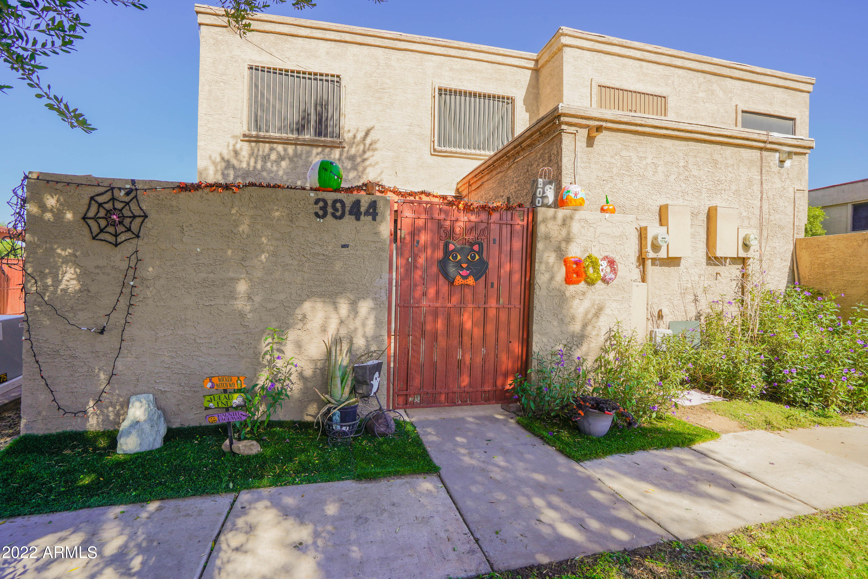 3944 West Camelback Road Phoenix, AZ 85019 - Photo 2 of 20 2