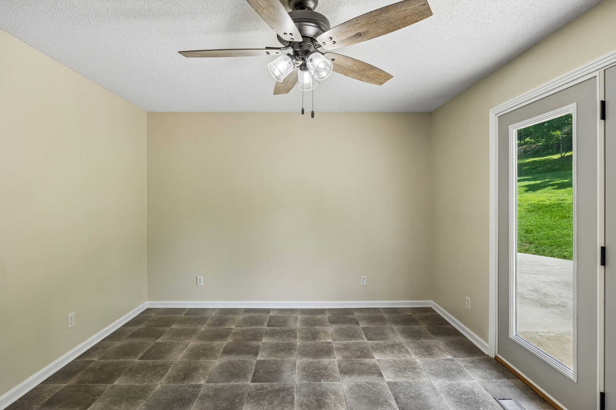 14 Morris Lane Carthage, TN 37030 - Photo 17 of 31 a view of an empty room with a window