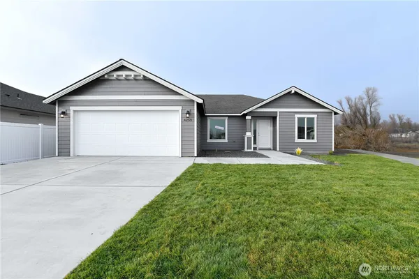 $379,850 | 4259 Sandy Street, Moses Lake, WA 98837