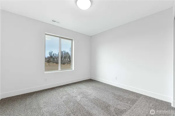 $379,850 | 4259 Sandy Street, Moses Lake, WA 98837