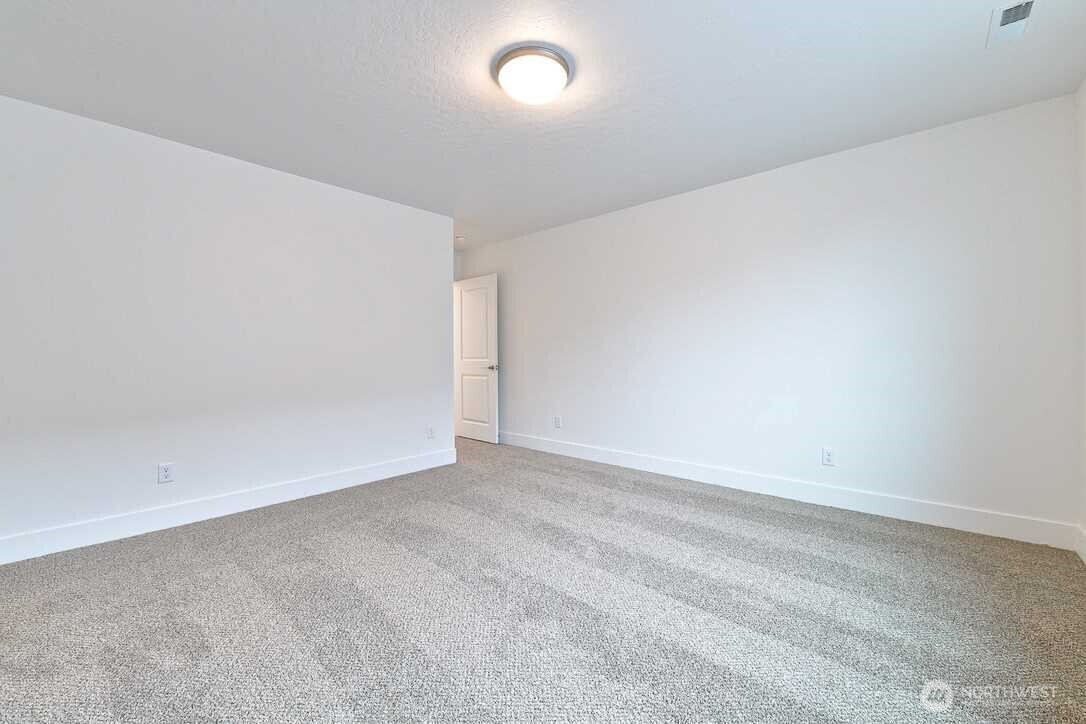 4259 Sandy Street Moses Lake, WA 98837 - Photo 14 of 19