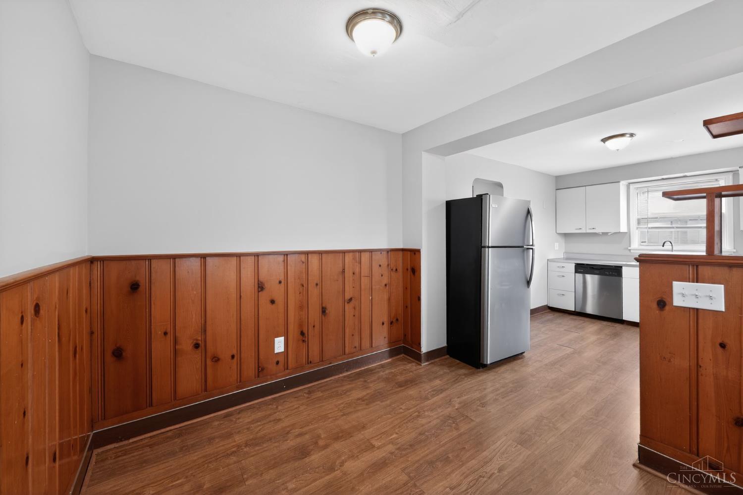 313 Pershing Avenue Cincinnati, OH 45215 - Photo 14 of 36
