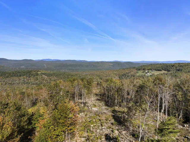 $375,000 | 2 Beech Hill, Waterford, ME 04088