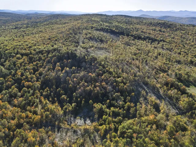 $375,000 | 2 Beech Hill, Waterford, ME 04088