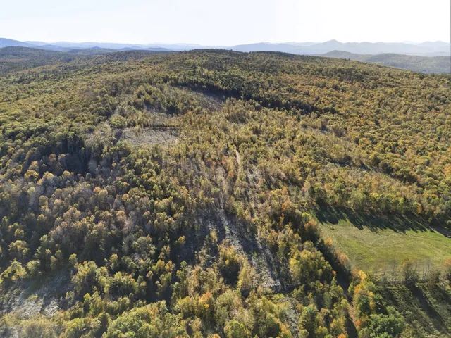 $375,000 | 2 Beech Hill, Waterford, ME 04088